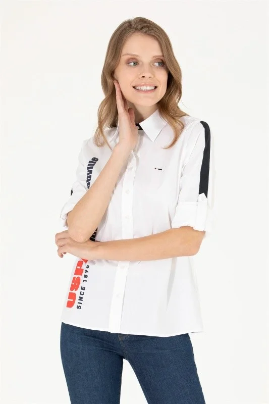 белый