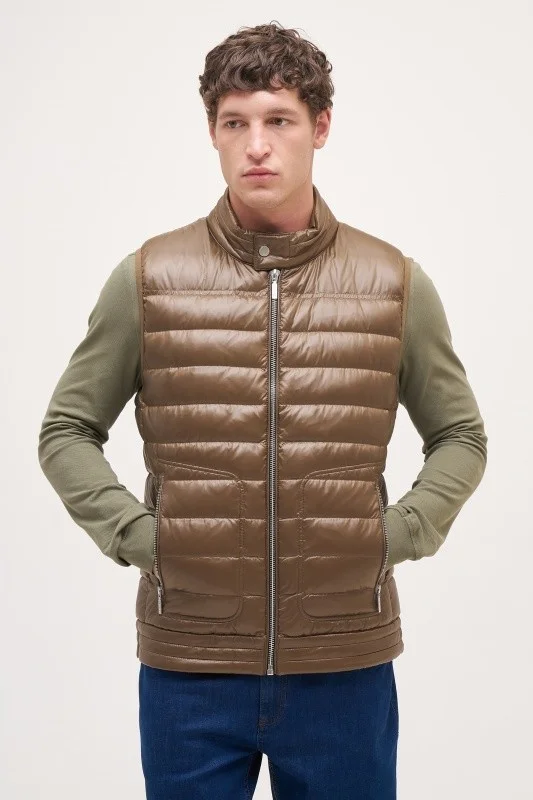 Жилет стеганый без капюшона - G081SZ0100DORE Жилет муж. (VR027, 48)