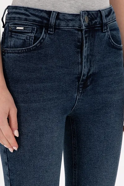 Джинсы зауженные с высокой посадкой - G082SZ0800YETLA Джинсы жен. (DN0023, 42)