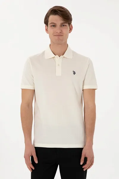 Футболка-поло U.S. Polo Assn. из хлопка станет универсальным дополнением повседневного гардероба. Отложной воротник с застежкой на пуговицы подчеркивает классический стиль изделия, а хлопковая ткань обеспечивает комфорт в течение дня. Футболка-поло дополнена лаконичным дизайном и вышитым логотипом на груди.<br />
<br />
Особенности изделия:<br />
• Отложной воротник с застежкой на пуговицы<br />
• Вышитый логотип<br />
<br />
Цвет: молочный<br />
Состав: <br />
Уход: бережная стирка при 30°C<br />
Страна производства: Турция<br />
<br />
Рост: ; Параметры: ; Размер на модели:  - G081GL0110GTP04IY025 Футболка муж. (VR071, S)