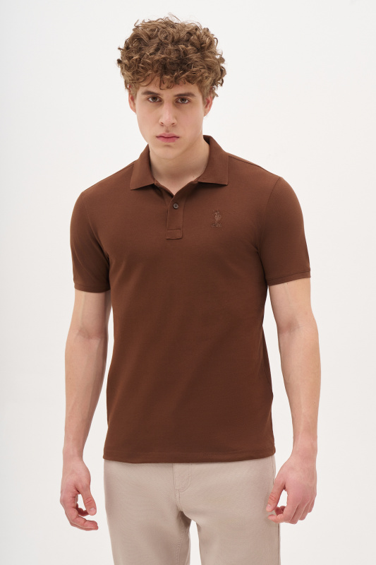 коричневый