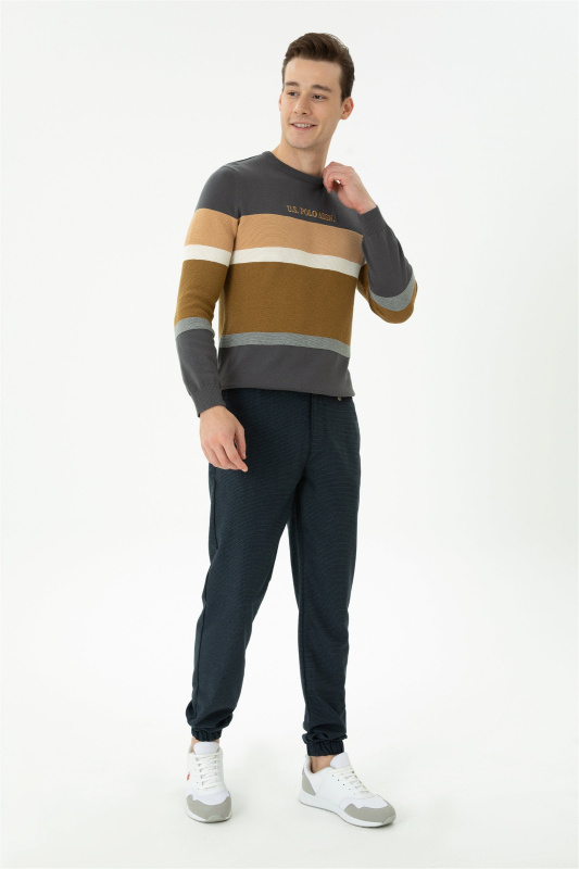 темно-синий