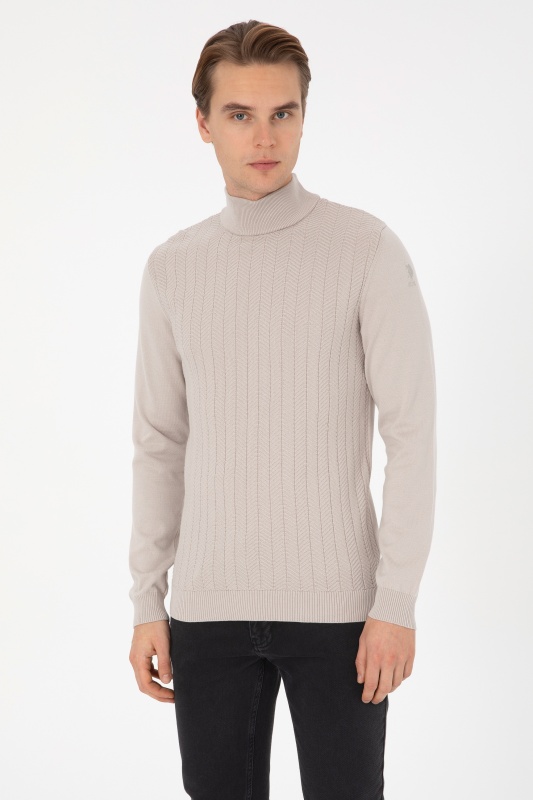 светло-серый