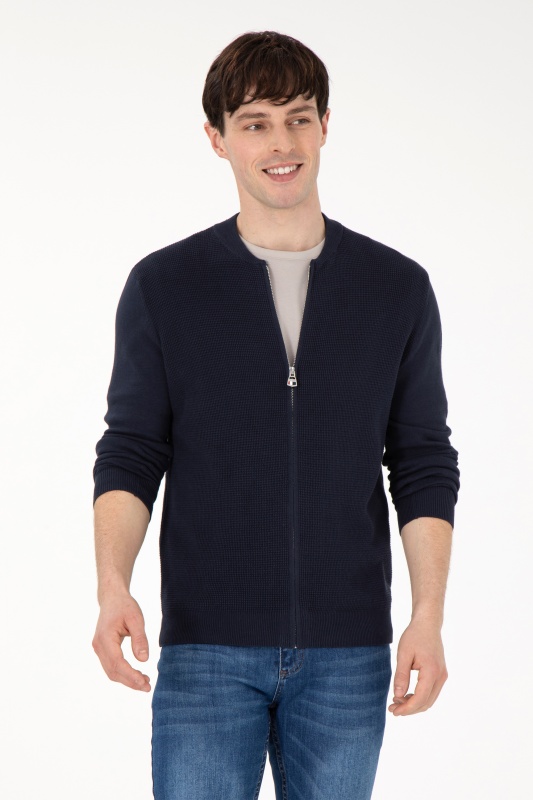 темно-синий