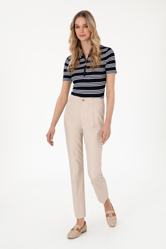 серо-бежевый