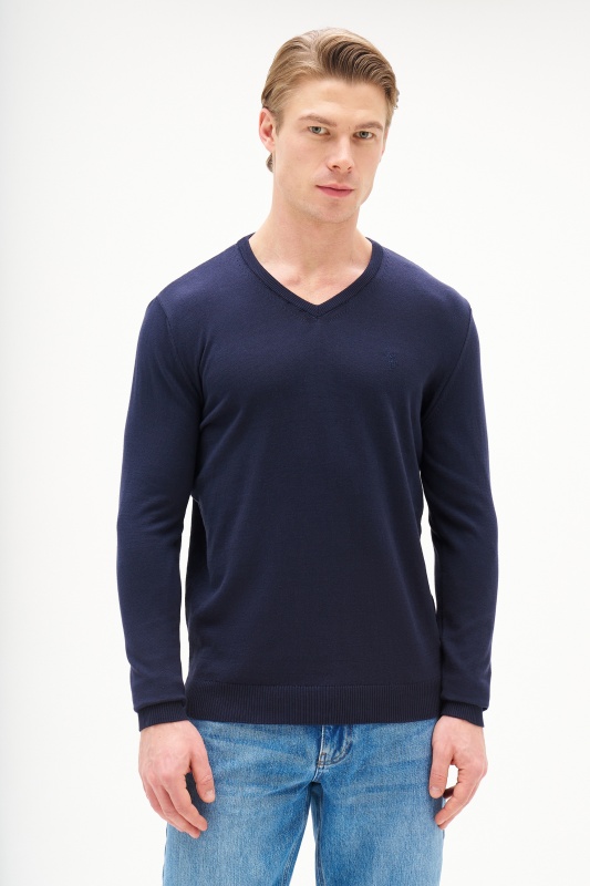 темно-синий