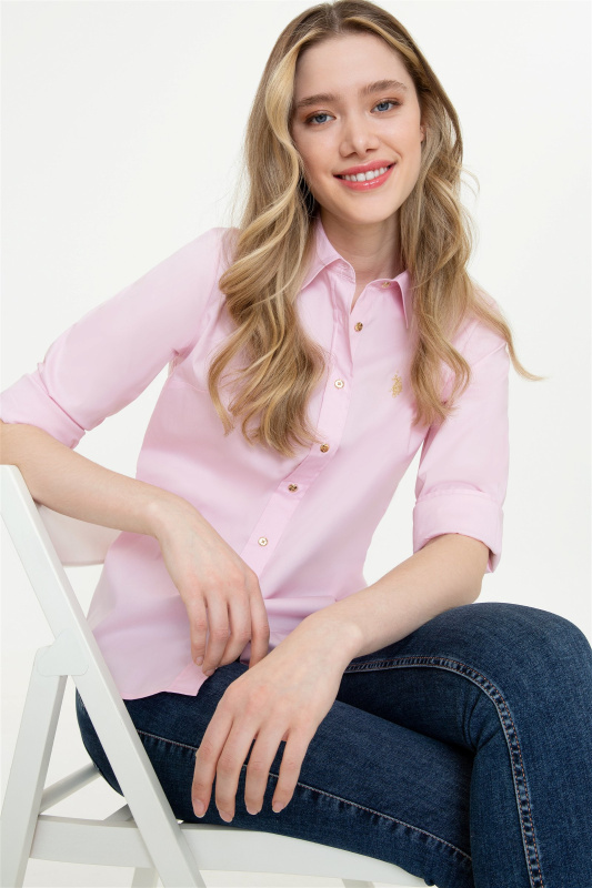 бледно-розовый