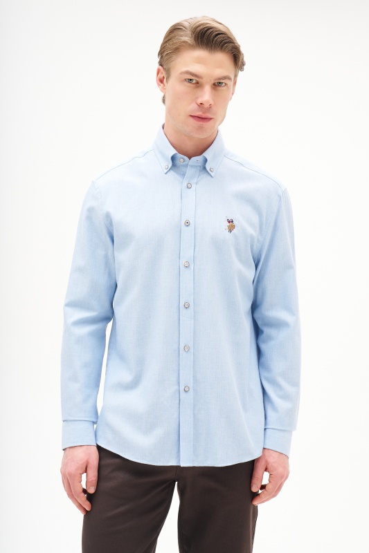 светло-голубой