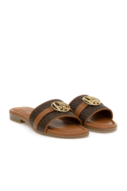 коричневый