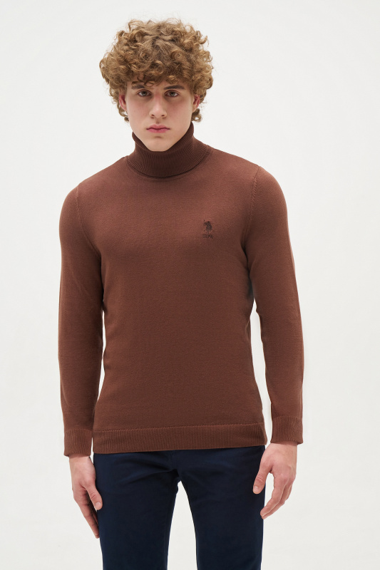 коричневый