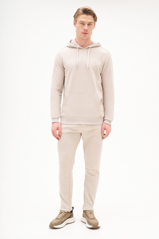 серо-бежевый