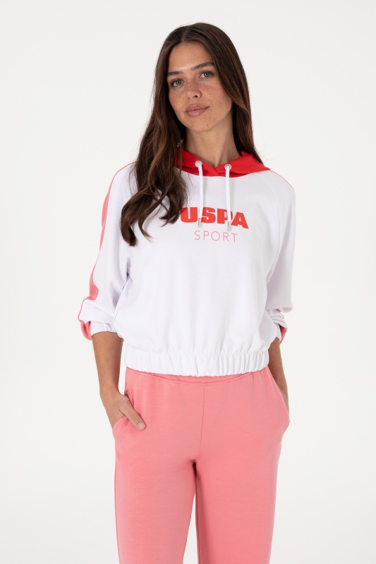 белый