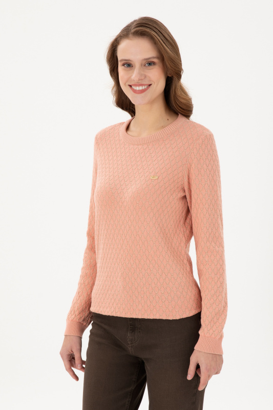 персиковый