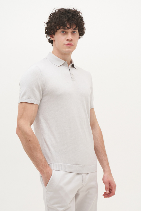 светло-серый