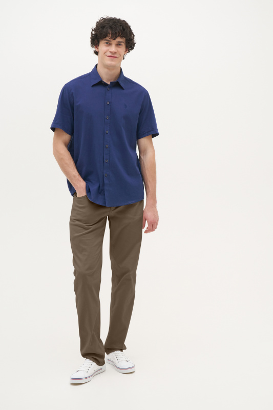 коричневый