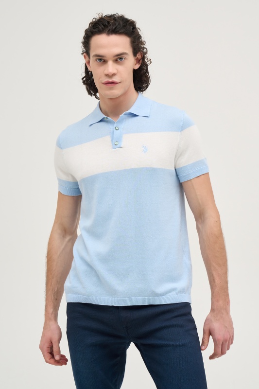 светло-голубой