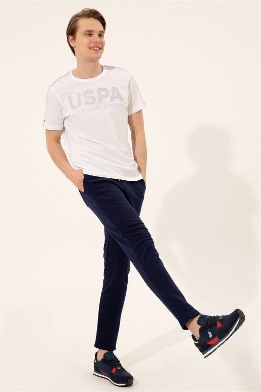 темно-синий