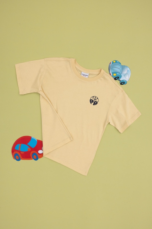 светло-бежевый