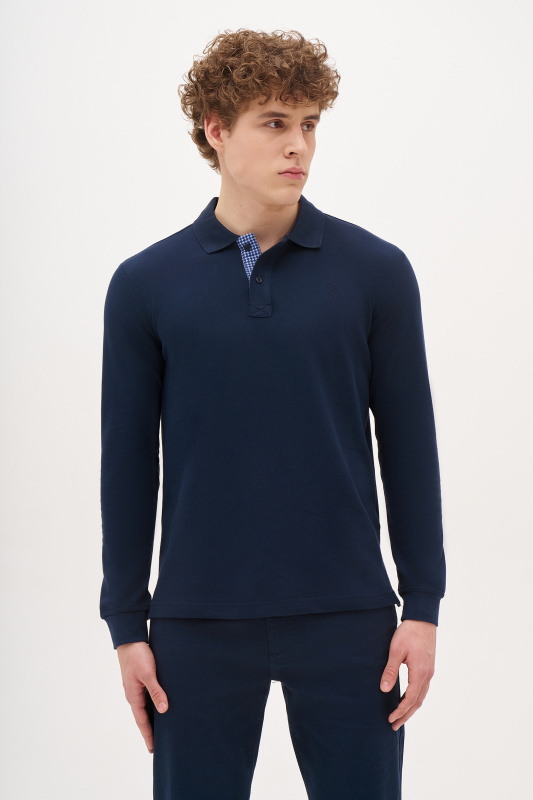 темно-синий