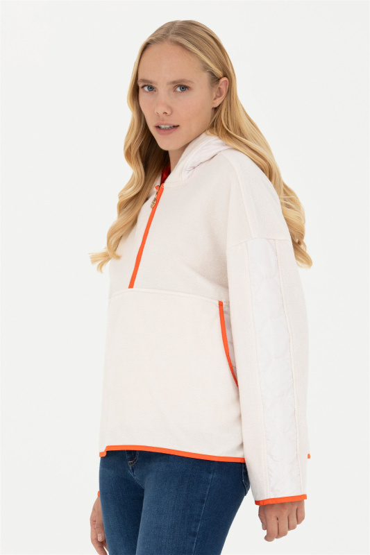 серо-бежевый