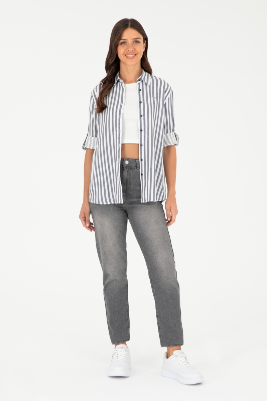 светло-серый