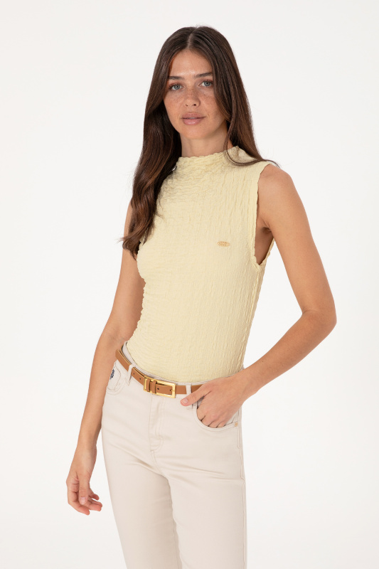 светлый хаки