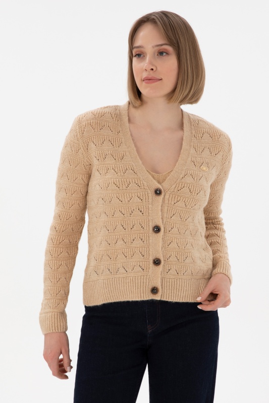 светло-бежевый