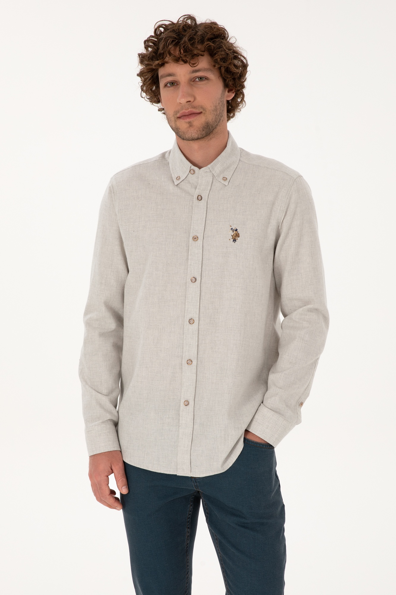 Рубашка из хлопка прямая U.S. Polo Assn., цвет - молочный, G081SZ0040AKISREG025K.VR019