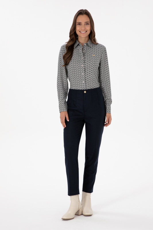 темно-синий