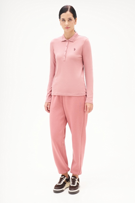 темно-розовый