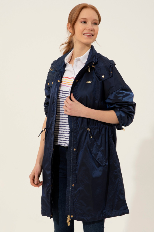 темно-синий