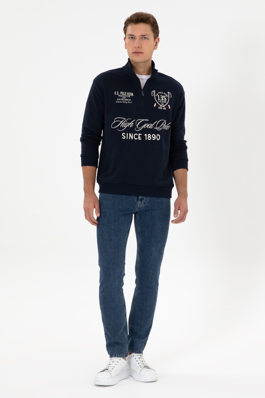 темно-голубой