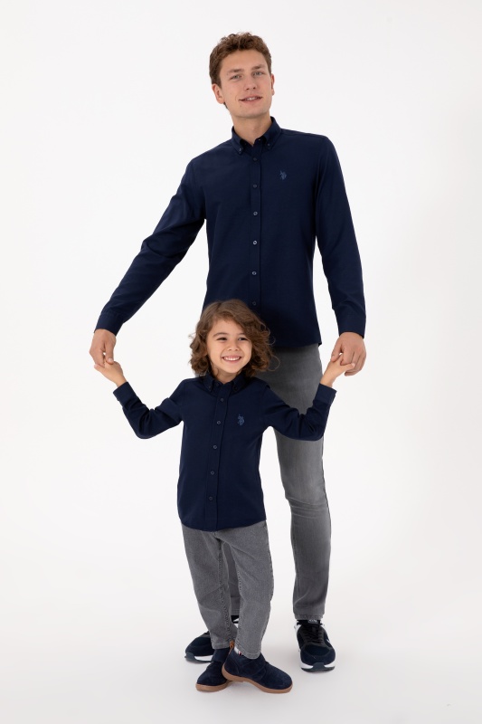 темно-синий