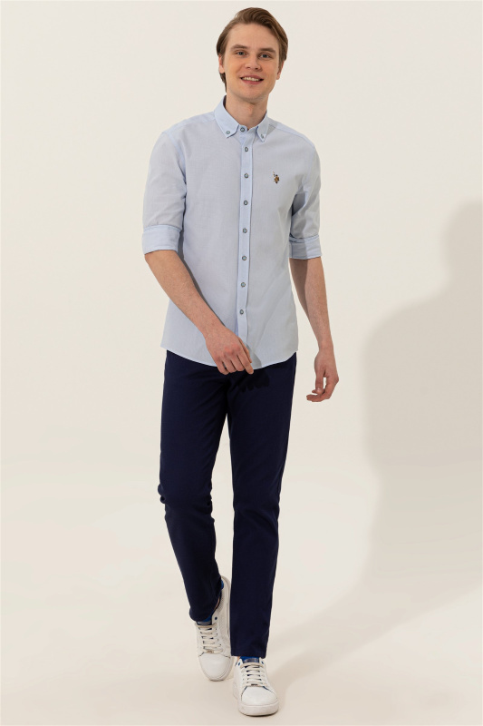 светло-голубой