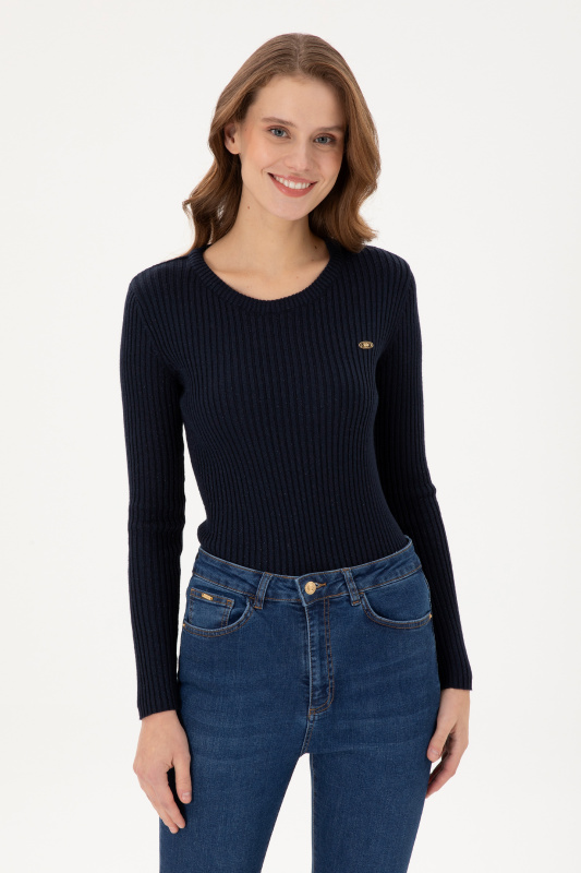 темно-синий