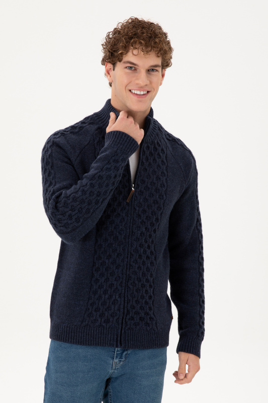 темно-синий