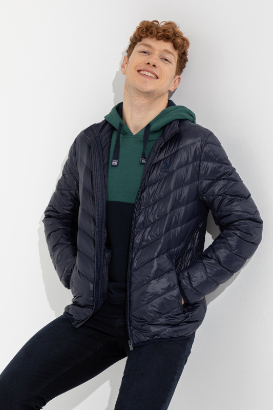 темно-синий