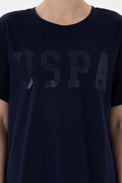 Футболка с принтом U.S. Polo Assn. из хлопка станет стильным дополнением повседневного гардероба. Эластичные волокна помогают изделию лучше сохранять форму. Мягкая ткань делает футболку комфортной для повседневной носки.<br />
<br />
Цвет: <br />
Состав: <br />
Рост: ; Параметры: ; Размер на модели:  - G082SZ0110SEANIY025 Футболка жен. (VR033, M)