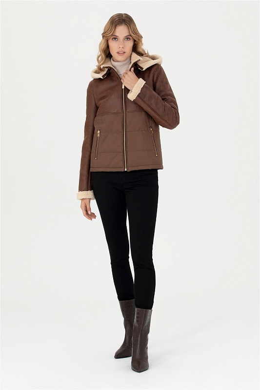 Куртка кожаная со съемным капюшоном - G082SZ0350WP23001 Куртка кож. жен. (880, 38)