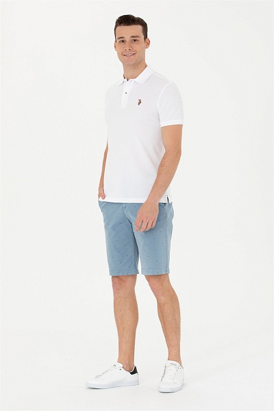 Футболка-поло базовая с логотипом U.S. Polo Assn. из хлопка станет стильным дополнением повседневного гардероба. Натуральный хлопок обеспечивает комфорт в течение дня. Контрастные детали делают дизайн более выразительным.<br />
<br />
Цвет: белый<br />
Состав: <br />
Рост: ; Параметры: ; Размер на модели:  - G081SZ0110TP10IY023 Футболка муж. (VR013, L)